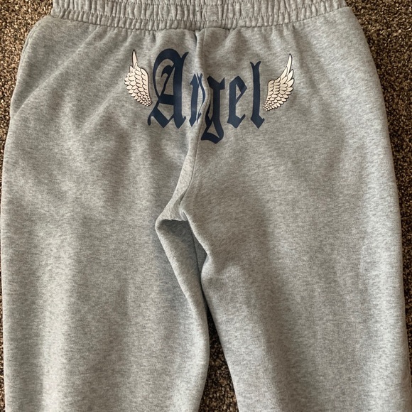 Hearts Collective Sweatpants Fleece Angel Wings Graphic Workout Comfy Y2k Size L - Picture 8 of 12